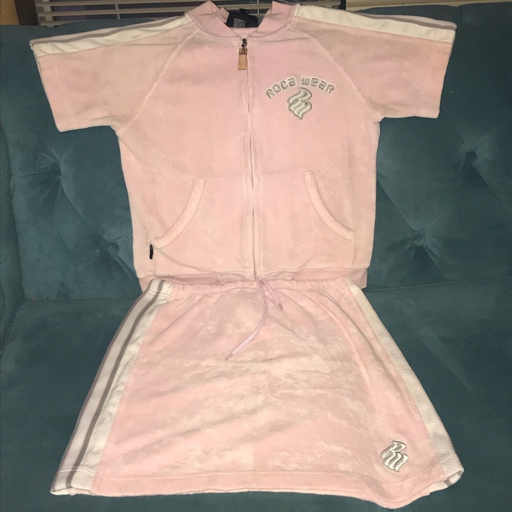 Super cute Rocawear cotton top & skirt set!